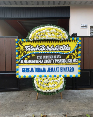 Papan Bunga Duka di Sampung